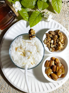 A picture of Banana & Nuts Smoothie 🥤.