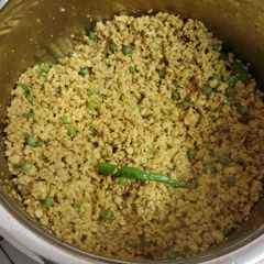 A picture of Chicken kheema (mince chicken).