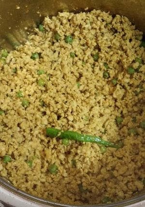 A picture of Chicken kheema (mince chicken).