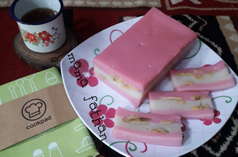 Langkah Mudah untuk Menyiapkan Nagasari pisang uli loyang Untuk Pemula