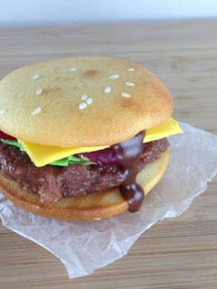 A picture of Hamburger Cakes.