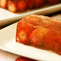 A picture of Strawberry Jello for Strawberry Lovers.