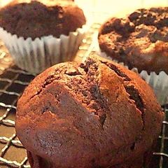 A picture of Fluffy Healthy Cocoa Muffins with Just 1 Egg White.