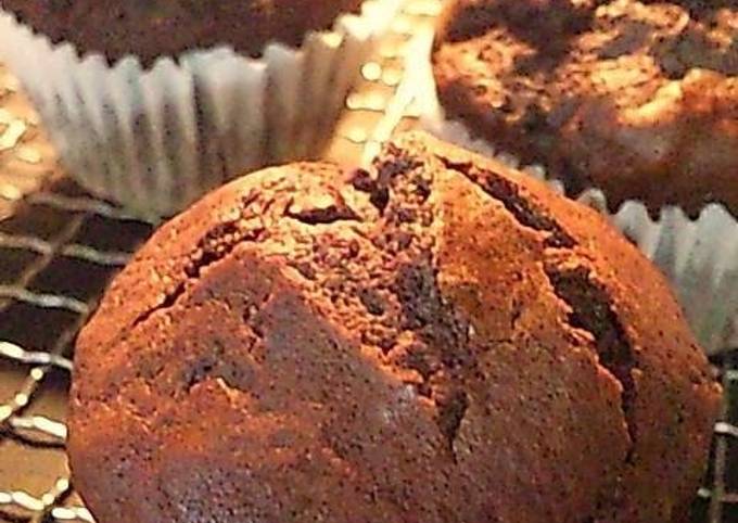 Fluffy Healthy Cocoa Muffins with Just 1 Egg White