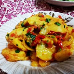 A picture of 5 ingredients crispy potatoes.