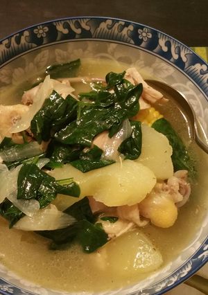 A picture of Tinolang Manok (Filipino Chicken soup in ginger and veggies).