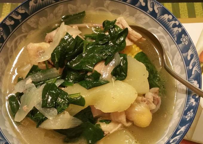 Tinolang Manok (Filipino Chicken soup in ginger and veggies)