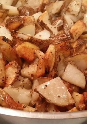 A picture of Fried Potatoes.
