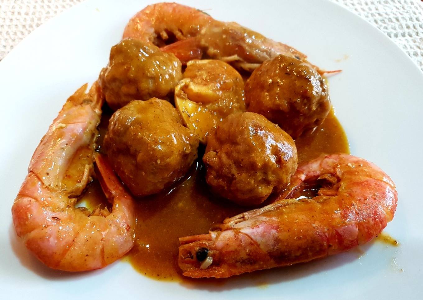 Albóndigas con gambones (sin gluten)