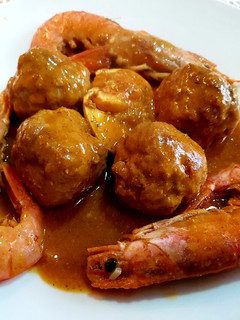 Una foto de Albóndigas con gambones (sin gluten)