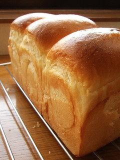 A picture of Hand-Kneaded Bread with Vegetable Oil.