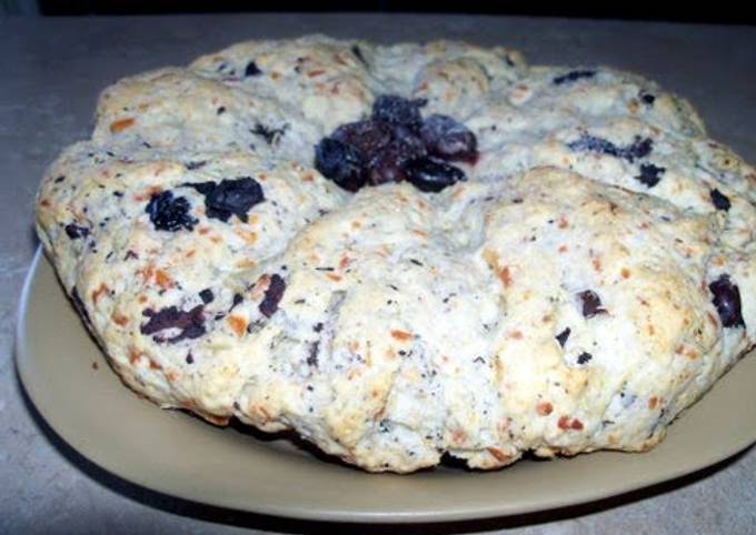 Olive and rosemary scones