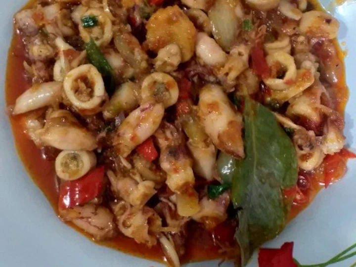 Langkah Mudah untuk Menyiapkan Resep  Cumi asin pedas manis yang Sempurna, Lezat Sekali