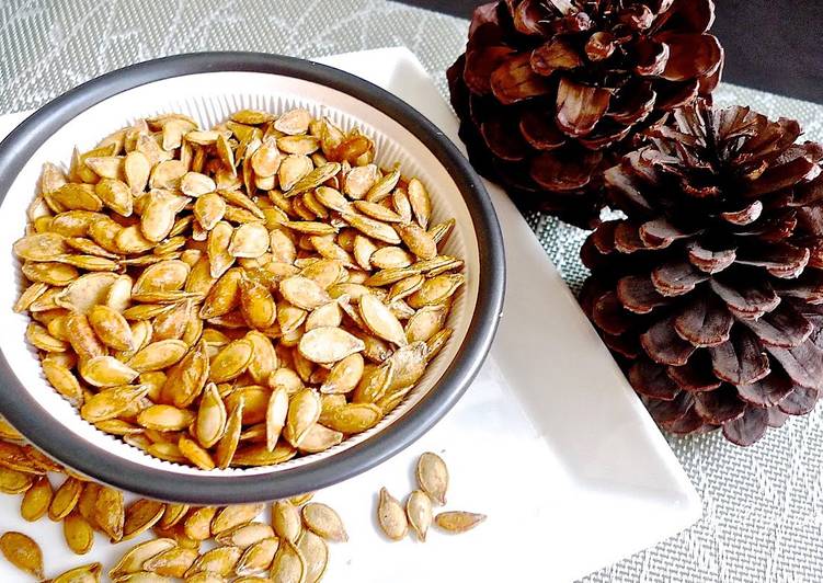 Recipe of Award-winning Crispy Toasted Pumpkin Seeds