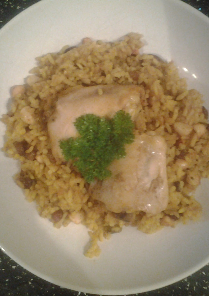 A picture of Slow Cooker Spicy Fruit and Nut Chicken Pilaf.