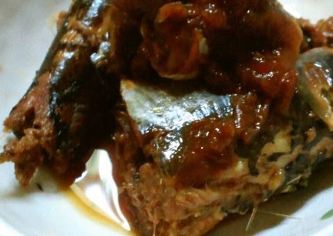 Recipe of Homemade Simmered Sardines and Umeboshi