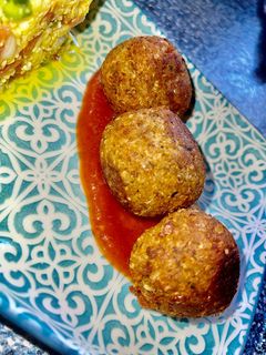 Una foto de Albóndigas de quinoa y lentejas