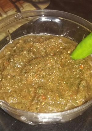 A picture of Coriander chutney.