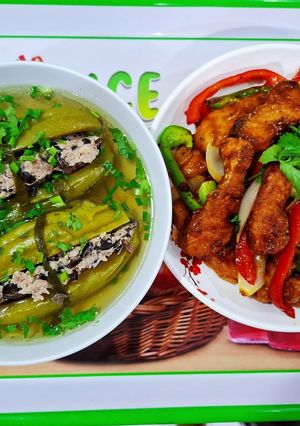 Hình của món Cơm nhà 2 món.