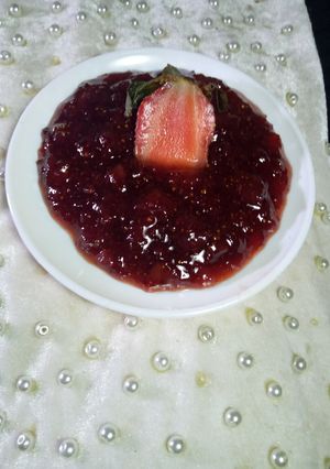 Strawberry jam ainihin hoton girkin