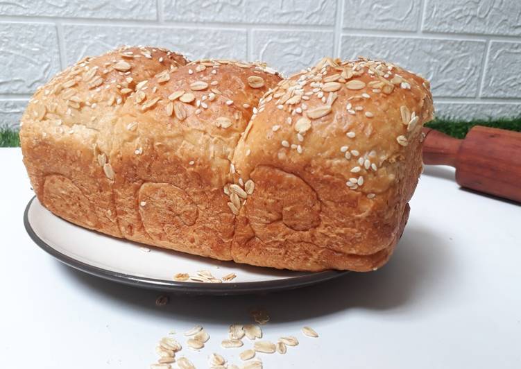 Langkah Mudah untuk Menyiapkan Rolled Oat Bread, Sempurna