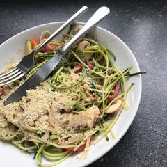 A picture of Vegan raw low calorie diner!.