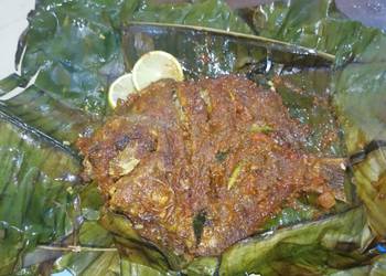 How to Recipe Delicious Meen pollichathu Fish fried in banana leaf wrap