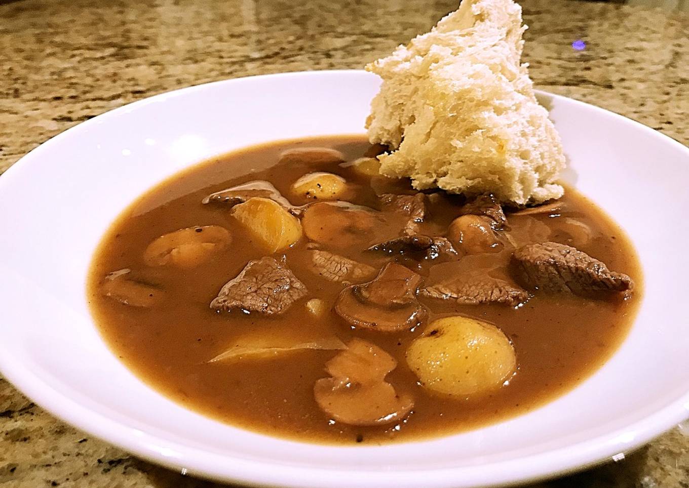Fillet steak, mushroom and potato soup