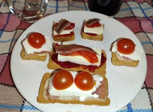 Una foto de Canapés salados 🆚 dulces 2° parte