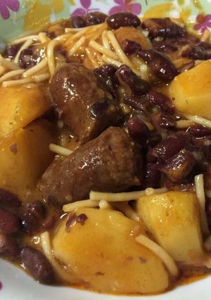 Foto principal de Alubias rojas guisadas con chorizo Asturiano