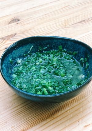 A picture of Spring Onion Sauce.
