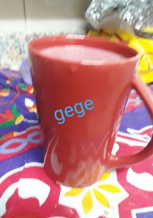صورة لوصفة فراولة باللبن والزبادي والنكهة ١٠٠%