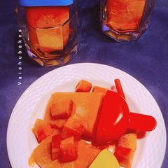 A picture of Papaya Banana Popsicle.
