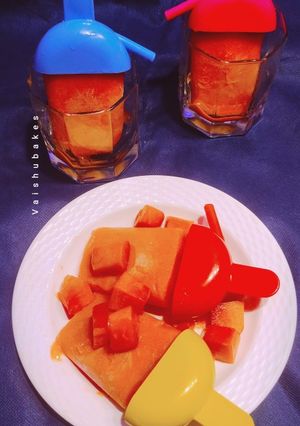 A picture of Papaya Banana Popsicle.