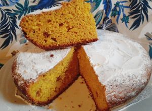 Una foto de Torta de mandarina🍊 en licuadora con harina integral🧉