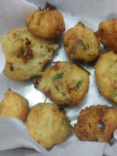 ரவா வடை (Rava VAdai Recipe in Tamil) செய்முறை முக்கிய புகைப்படம்