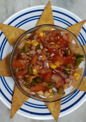 A picture of Nachos.