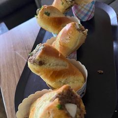 A picture of Hot hole sandwich.