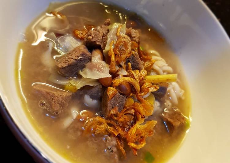 Sop kacang merah daging sapi