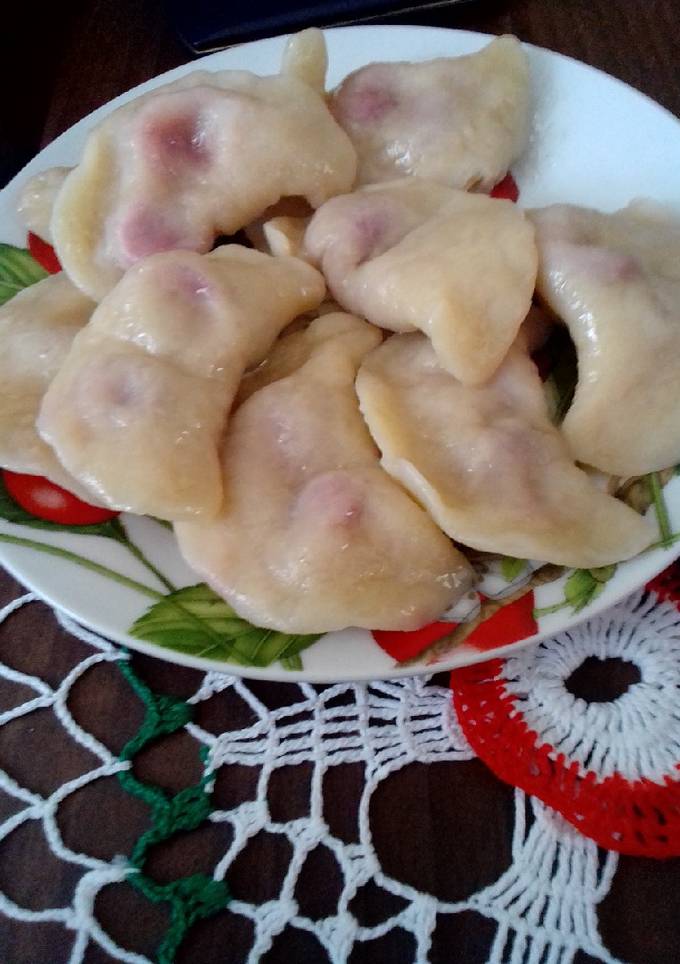 Вареники з вишнями