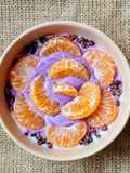 Smoothie bowl de yogur casero enriquecido con proteína de suero y fruta de estación 🍊mandarina 🍊