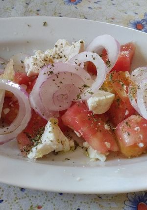 Φωτογραφία της συνταγής Σαλάτα με ντομάτα, ντοματίνια και φέτα
