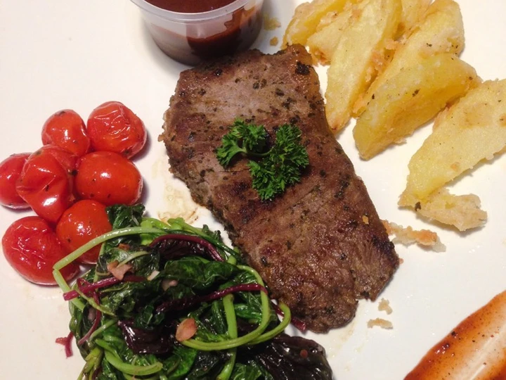 Cara Mudah Menyiapkan Resep Sirloin steak with barbeque sauce yang Bikin Ngiler Anti Ribet, Sempurna
