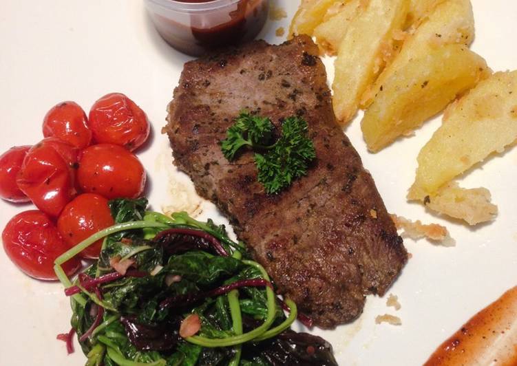 Bagaimana Membuat Sirloin steak with barbeque sauce Anti Gagal