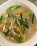 Gợi ý thực đơn cho mẹ bầu: bún gạo - thịt băm - nấm