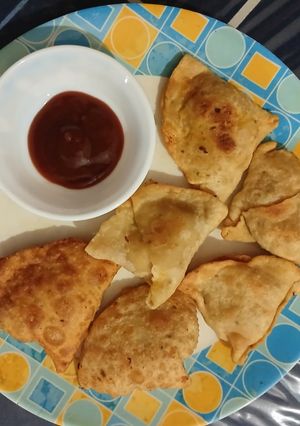 A picture of Quick Aloo Singhara.