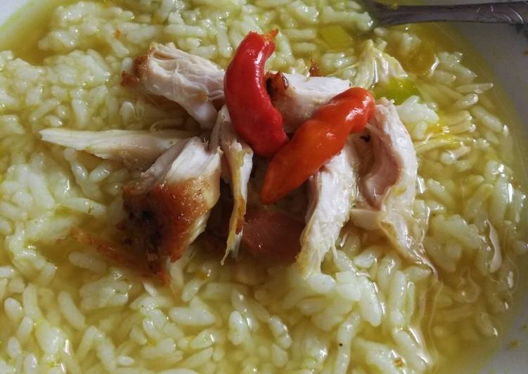 Langkah Mudah untuk Membuat Soto Ayam Suwir 🍲, Menggugah Selera