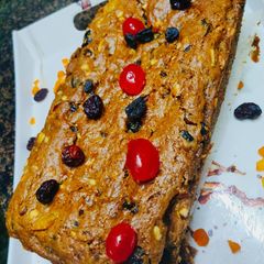 A picture of Christmas cake.