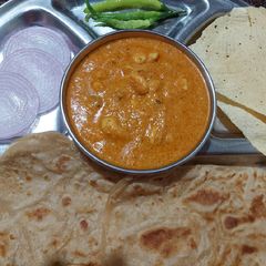 A picture of Kaju masala.
