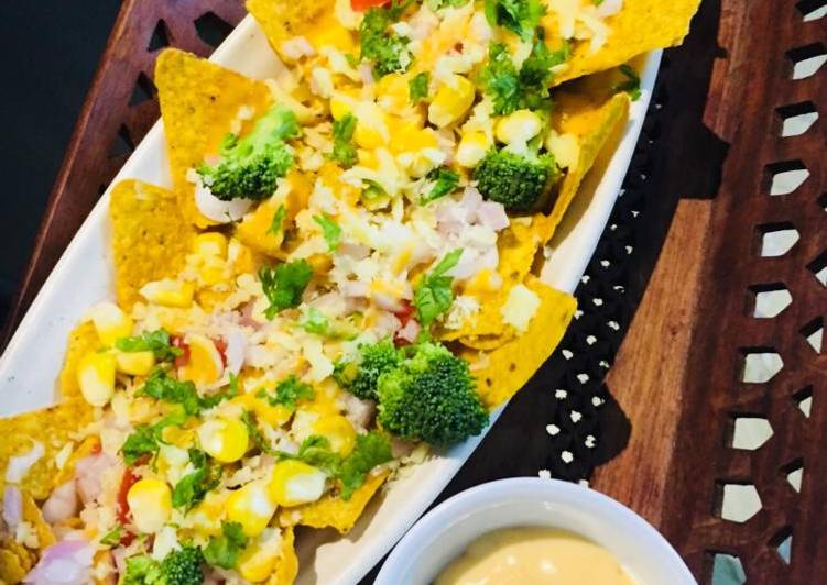How to Prepare Favorite Cheesy Nachoes Jalapeno veggies with salsa